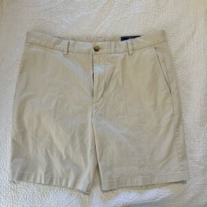 Men's Vineyard Vines Beige Shorts